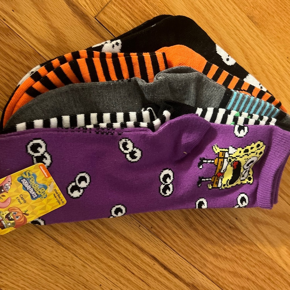 5 pairs of halloween spongebob socks